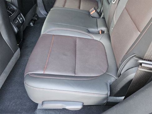 Used 2020 Chevrolet Blazer RS image 29