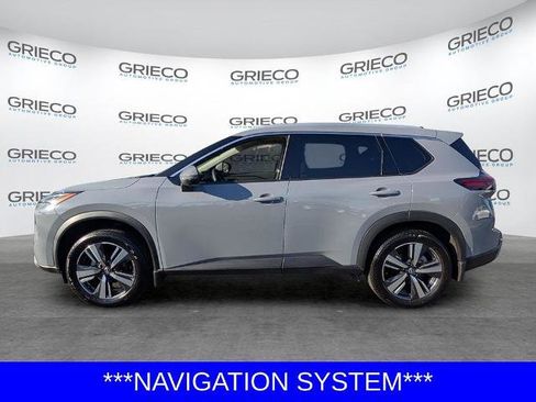 Certified 2025 Nissan Rogue SL FWD image 4