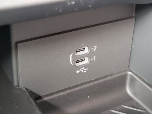 New 2026 Chrysler Pacifica Limited w/ S Appearance Package image 19