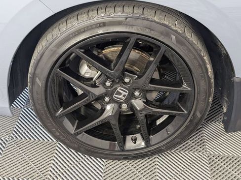 Used 2024 Honda Civic Sport image 8