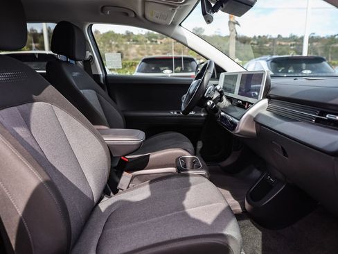 Used 2024 Hyundai Ioniq 5 SEL RWD image 17