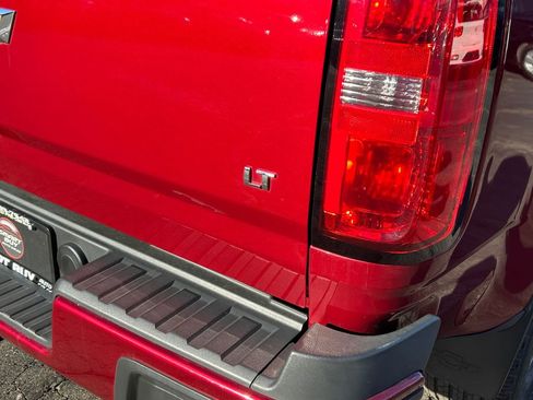 Used 2018 Chevrolet Colorado LT image 13