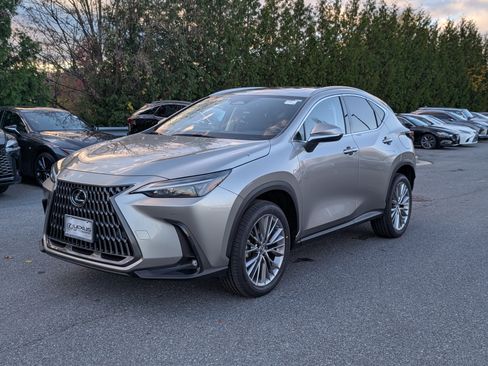 Used 2022 Lexus NX 350h AWD image 7
