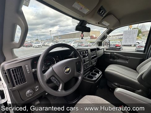 Used 2023 Chevrolet Express 3500 LT w/ LT Preferred Equipment Group image 9