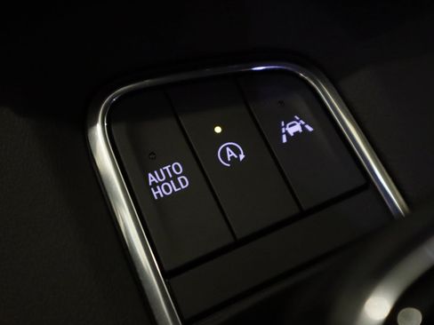 Used 2024 Cadillac Escalade Premium Luxury AWD/4WD image 36