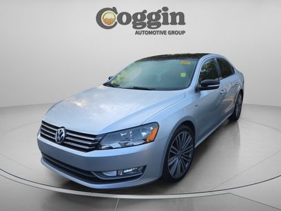 Used 2015 Volkswagen Passat 1.8T SE