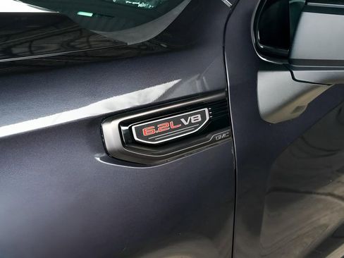 Used 2022 GMC Sierra 1500 AT4X image 18