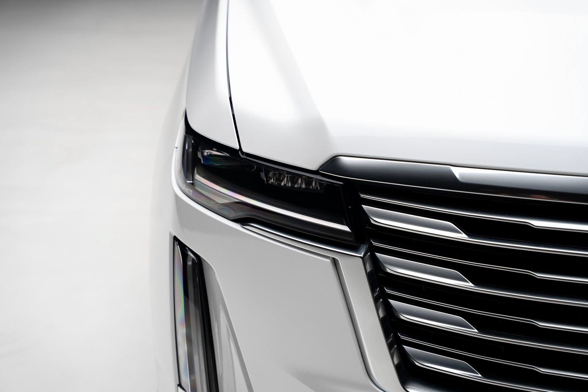 Used 2022 Cadillac Escalade ESV Premium Luxury Platinum w/ LPO, Floor Liner Package AWD/4WD image 12
