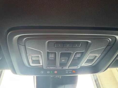 Used 2024 GMC Sierra 2500 AT4 w/ AT4 Preferred Package AWD/4WD image 20