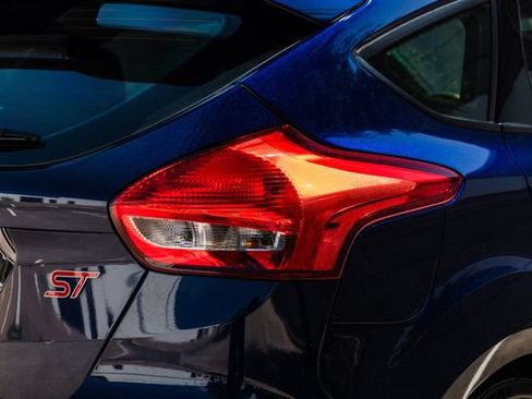 Used 2016 Ford Focus ST FWD image 60
