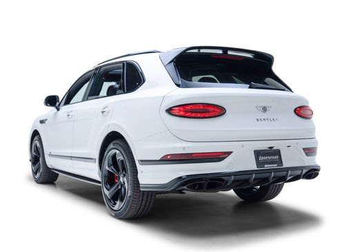 Used 2022 Bentley Bentayga AWD/4WD image 43
