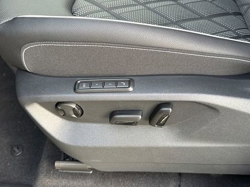 New 2026 Volkswagen Atlas SEL Premium R-Line image 40