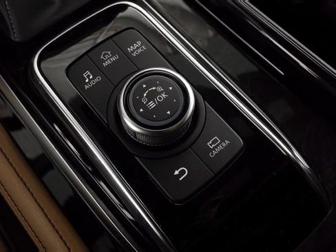 Used 2024 INFINITI QX80 Sensory AWD/4WD image 36