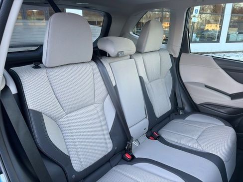 Used 2023 Subaru Forester Premium image 25