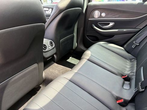 Used 2020 Mercedes-Benz E 350 Sedan image 14