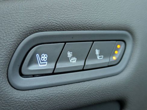 Used 2021 Cadillac Escalade Sport w/ Heavy-Duty Trailer Package image 30