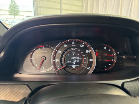 Used 2016 Honda Accord Sport image 22