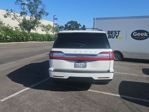 Used 2021 Lincoln Navigator L Reserve image 7