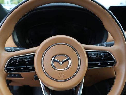Certified 2025 MAZDA CX-70 3.3 Turbo S w/ Premium Plus AWD/4WD image 15