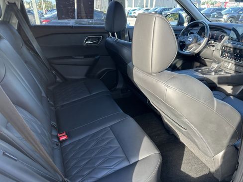 Certified 2023 Nissan Rogue Platinum w/ Platinum Premium Package image 22