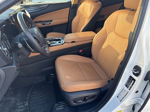 Used 2024 Lexus NX 350 AWD w/ Premium Package image 3