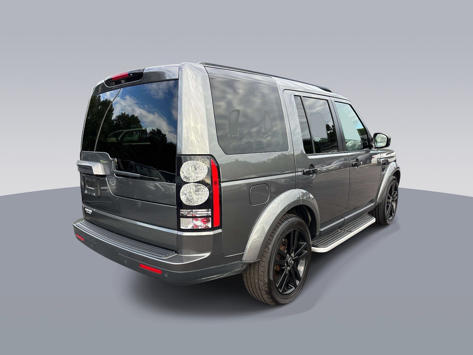 Used 2016 Land Rover LR4 HSE AWD/4WD image 3