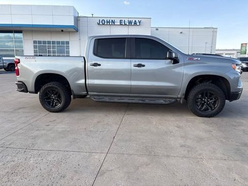 Used 2024 Chevrolet Silverado 1500 LT Trail Boss w/ LT Trail Boss Premium Package AWD/4WD image 4