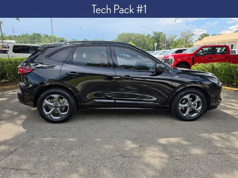Used 2023 Ford Escape ST-Line w/ Tech Pack #1 FWD image 6