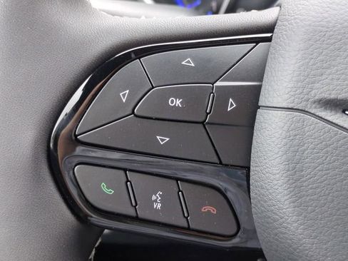 New 2027 Chrysler Pacifica Limited FWD image 26