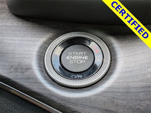 Used 2022 Jeep Grand Cherokee Overland w/ Luxury Tech Group IV image 28