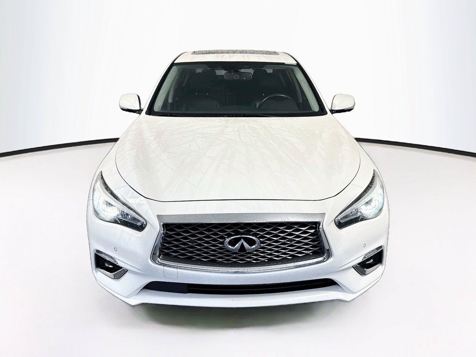 Used 2022 INFINITI Q50 Luxe w/ Cargo Package RWD image 9