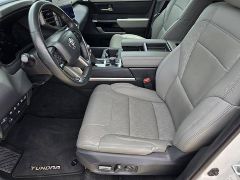 Used 2023 Toyota Tundra Limited w/ Power Package AWD/4WD image 32