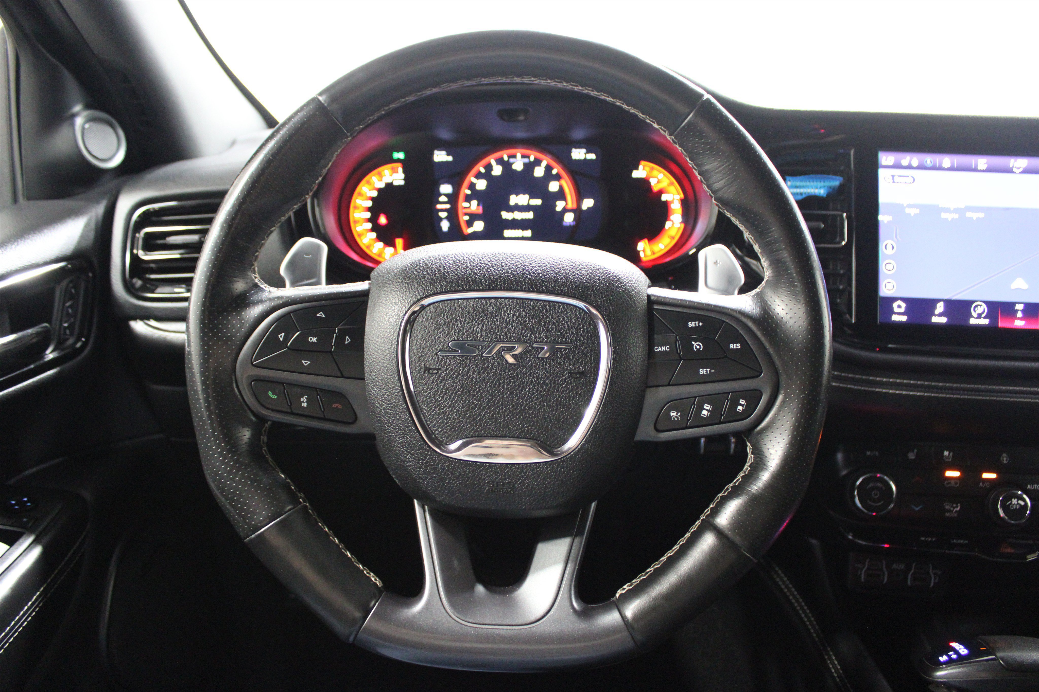 Used 2021 Dodge Durango SRT Hellcat w/ Technology Group AWD/4WD image 9