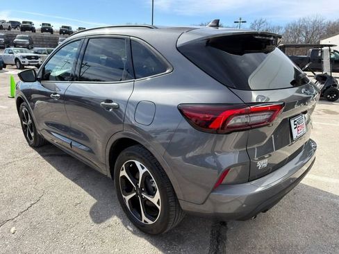 Used 2024 Ford Escape ST-Line Elite image 5