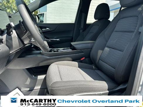 New 2026 Chevrolet Equinox LT w/ Safety and Technology Package image 17