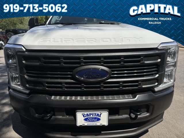 New 2026 Ford F550 2WD Crew Cab image 11