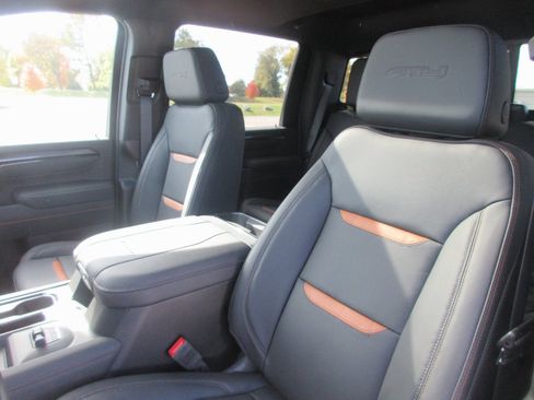 New 2026 GMC Sierra 2500 AT4 w/ AT4 Premium Plus Package image 15