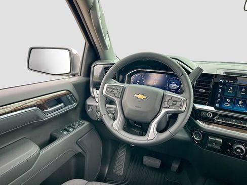 New 2026 Chevrolet Silverado 1500 LT AWD/4WD image 24