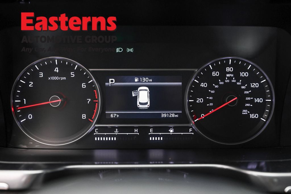Used 2023 Kia Sorento LX FWD image 17