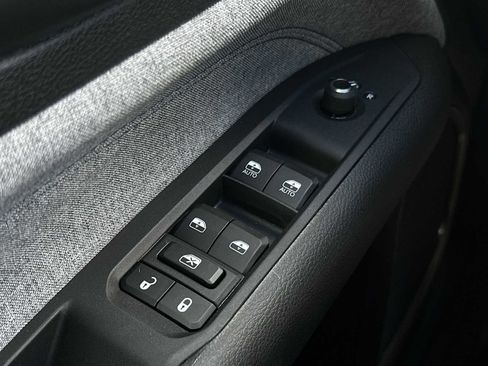 New 2026 Jeep Compass Latitude image 15