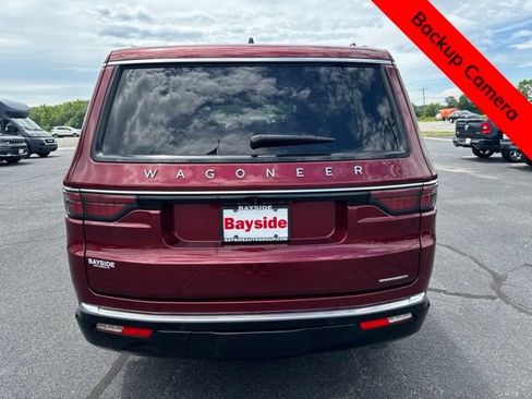 Used 2024 Jeep Wagoneer Series II AWD/4WD image 7