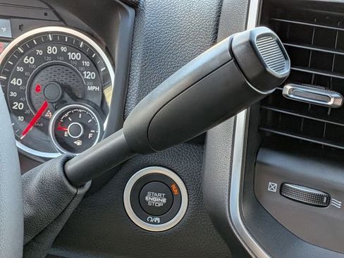 New 2026 RAM 2500 Big Horn AWD/4WD image 18