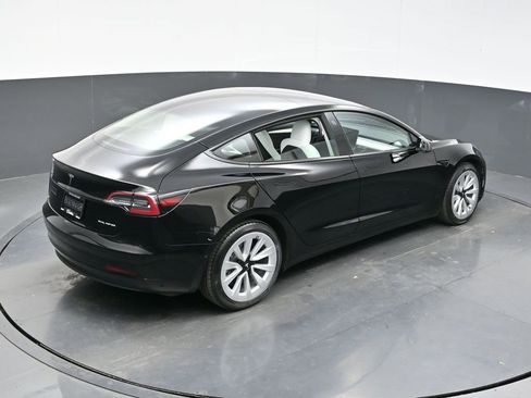Used 2022 Tesla Model 3 Long Range image 34