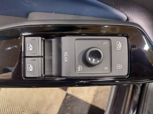 New 2026 Volkswagen ID.4 Pro S image 18