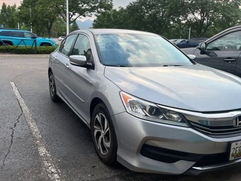 Used 2017 Honda Accord LX image 3