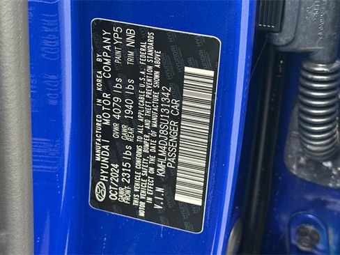 Used 2025 Hyundai Elantra SEL image 32