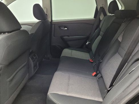 Used 2021 Nissan Rogue SV AWD/4WD image 18