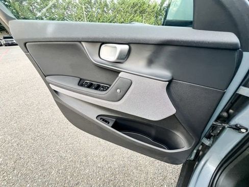 Used 2021 Polestar Polestar 2 w/ Performance Package image 15