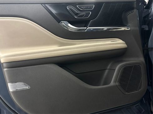 Used 2022 Lincoln Corsair AWD w/ Equipment Group 101A image 26