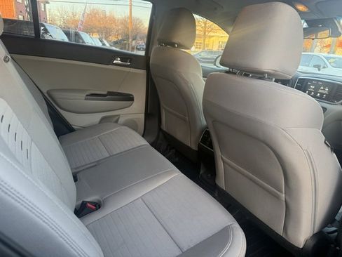 Used 2021 Kia Sportage LX w/ LX Fwd Popular Package image 22